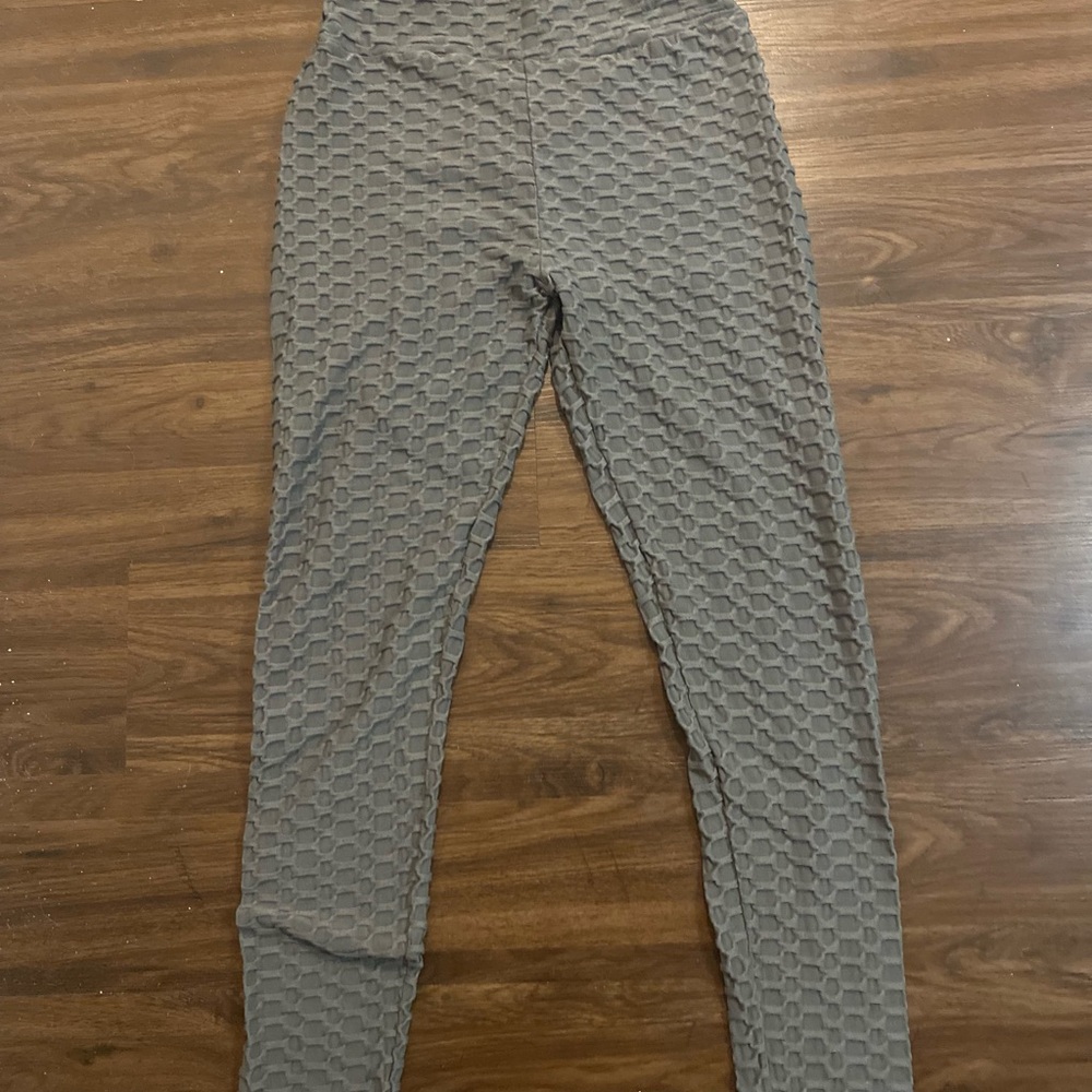 Textured Gray Leggings